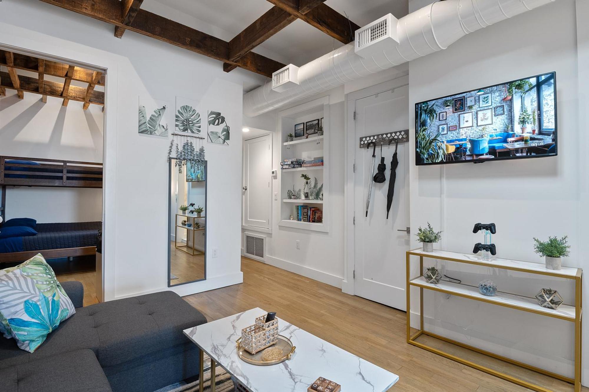 Chic Penthouse 15 Minutes From Nyc - Bus Stop At Doorstep Hoboken Eksteriør bilde