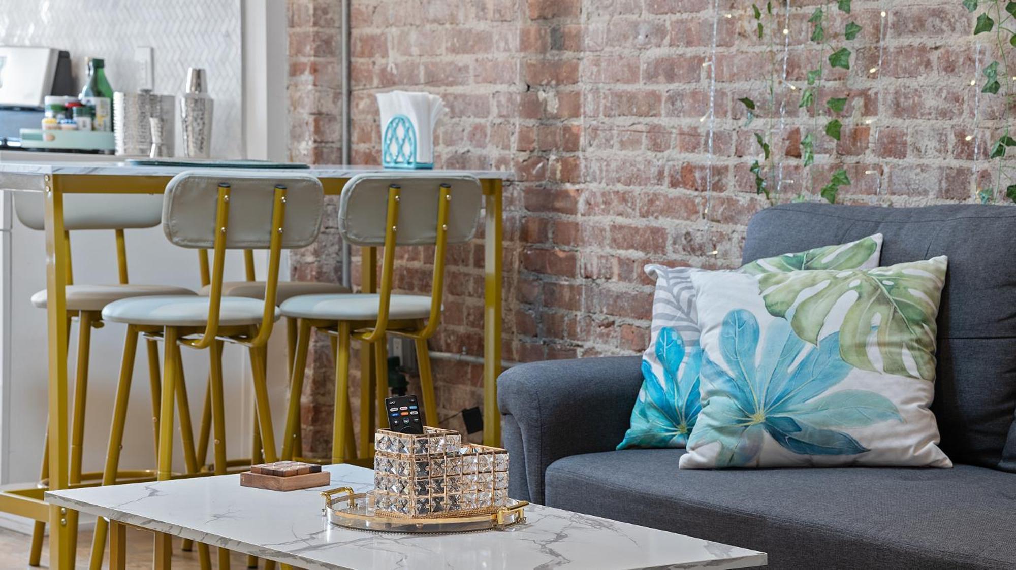 Chic Penthouse 15 Minutes From Nyc - Bus Stop At Doorstep Hoboken Eksteriør bilde